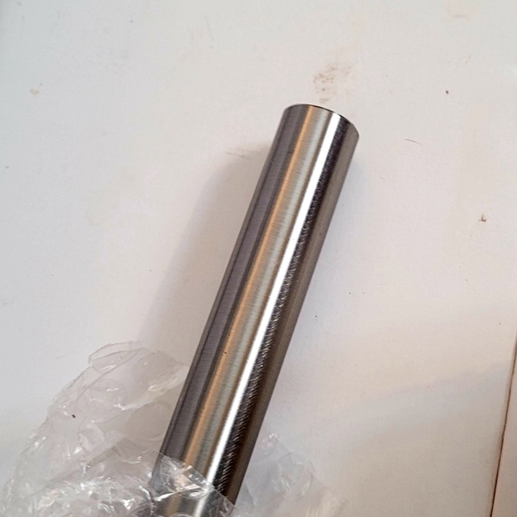 18" Towel Rack - Picture 3 of 5